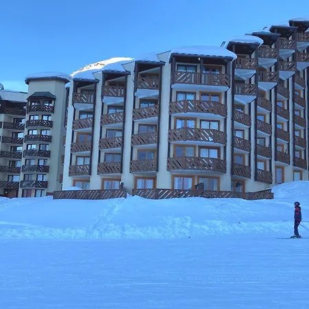 : Moderne 4 Pers Avec Parking Et Vue Sur Pistes - Fr-1-640-66 *